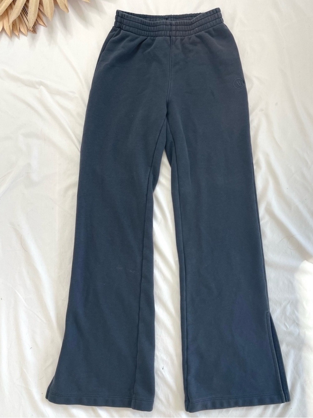 Vuori Sedona Wide Leg Split Hem Sweatpants